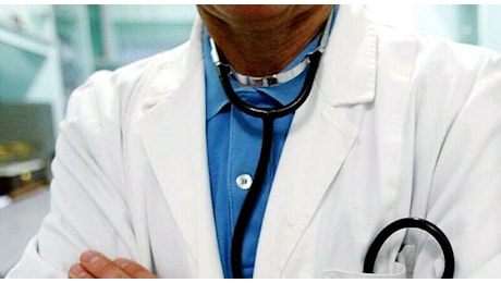 Salerno, false certificazioni per operatori socio-sanitari: 107 indagati
