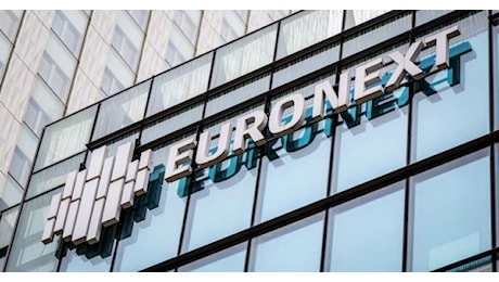 Borsa: Europa in ordine sparso, scivolone di Lvmh, Milano +1,3%