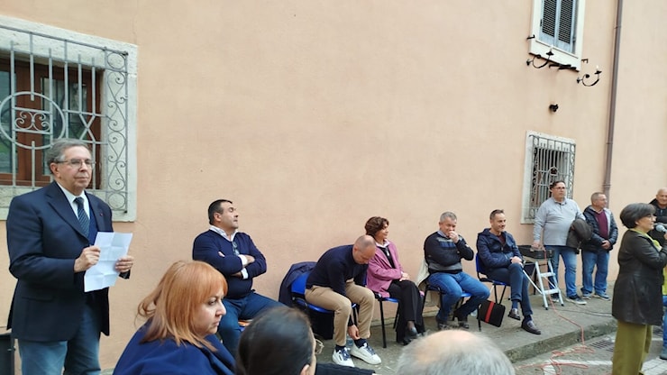 Ceccano, confronto pubblico tra i candidati. Fabi: “No alla richiesta di favori alla politica se si vuole onestà” - Frosinone News Ceccano, confronto pubblico tra i candidati. Fabi: “No alla richiesta di favori alla politica se si vuole onestà” - Frosinone News