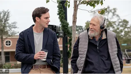 “Giurato numero due”, Nicholas Hoult: «Vi racconto la mia esperienza con Clint Eastwood»