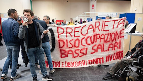 L'assessora Chiorino contestata all'inaugurazione di Io LAvoro