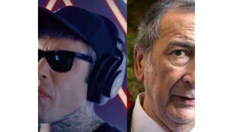 Fedez contro Sala (in freestyle): 'Milano brucia, lui influencer con fascia tricolore'