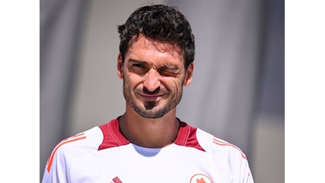 Instagram, Hummels ripercorre il primo mese a Roma. La frecciatina del tedesco: Presto anche immagini di gioco, credo