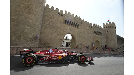 Formula 1 oggi, orari TV del GP Baku su TV8 e Sky e dove vederlo: Leclerc in pole, la Ferrari di Sainz terza