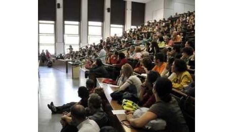 Borse di studio per universitari, approvato il riparto nazionale: alla Puglia 67,9 milioni di euro