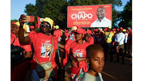 Mozambico alle urne: FRELIMO verso la vittoria tra corruzione, povertà e incertezza