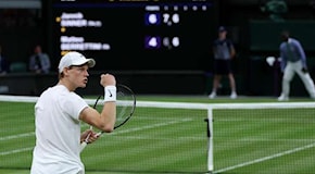 Wimbledon, sfida di nervi e servizio: Sinner riesce a domare uno strepitoso Berrettini