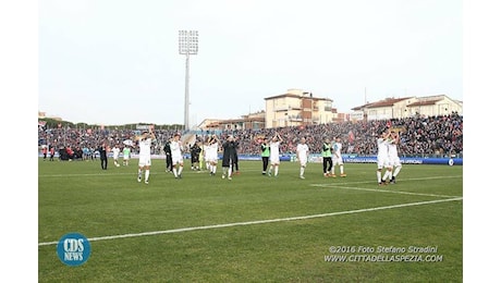 Il Pisa ferma la corsa del Sassuolo: 3-1 all’Arena, neroverdi adesso primi con tre punti di vantaggio