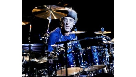 Capodanno a Cagliari, sul palco il batterista dei Police Stewart Copeland